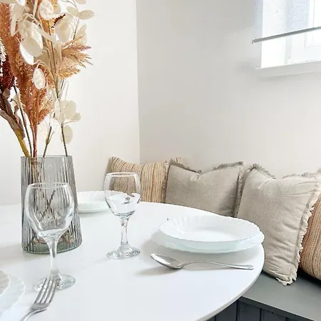 Saraden Apartment