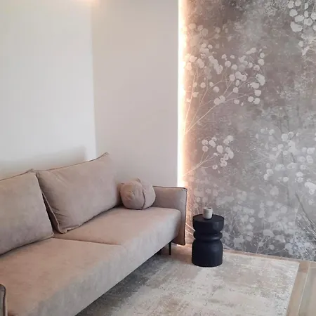 Saraden شقة فوديس